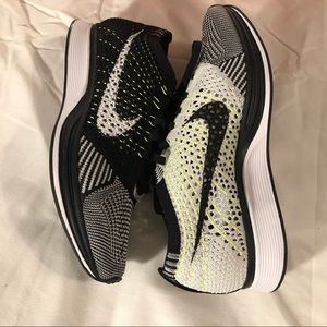 Nike Flyknit Racer Black White Volt